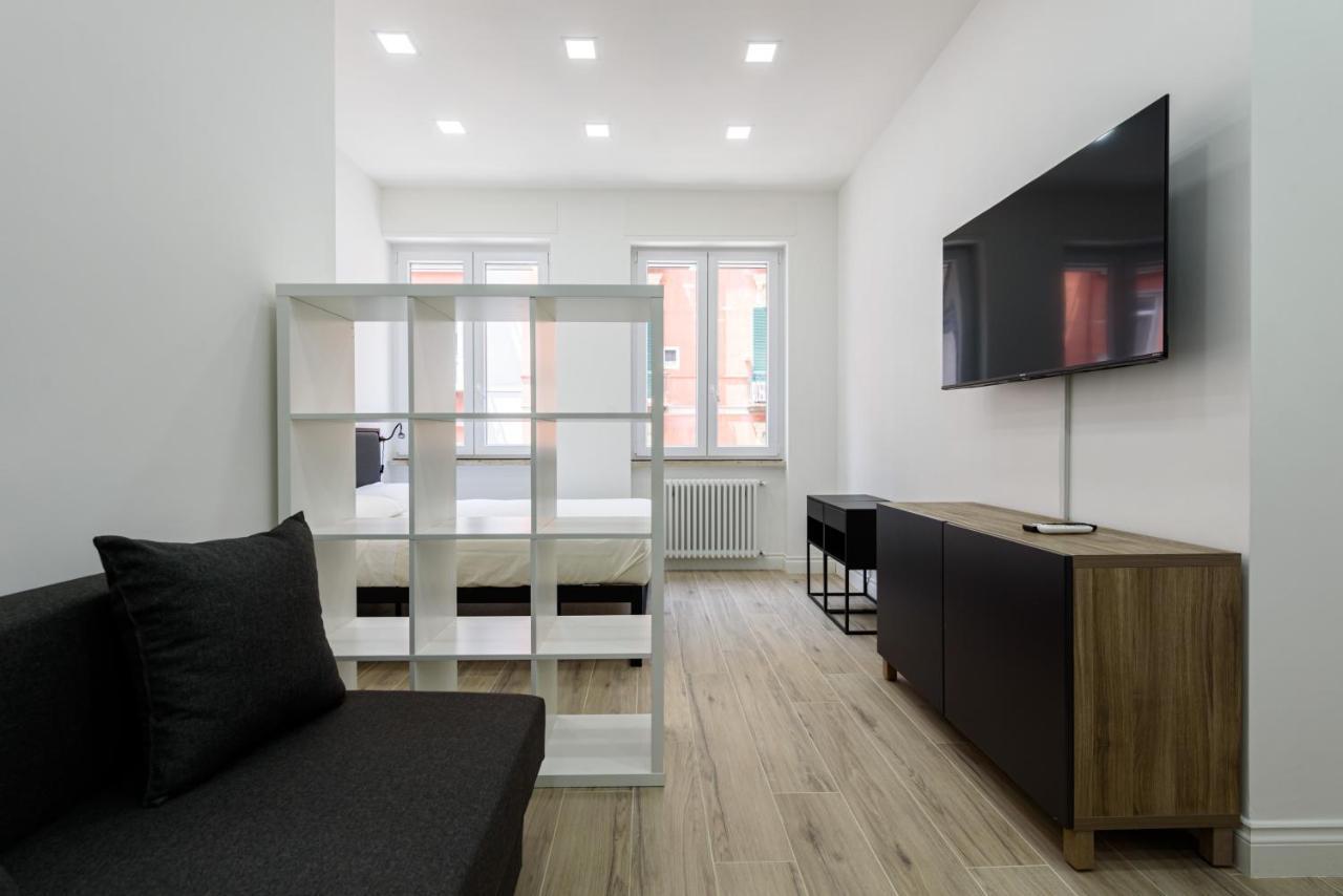 Tommaseo Seaside Apartments Naples Exterior photo