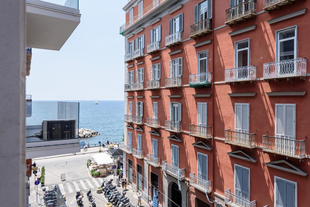Tommaseo Seaside Apartments Naples Exterior photo