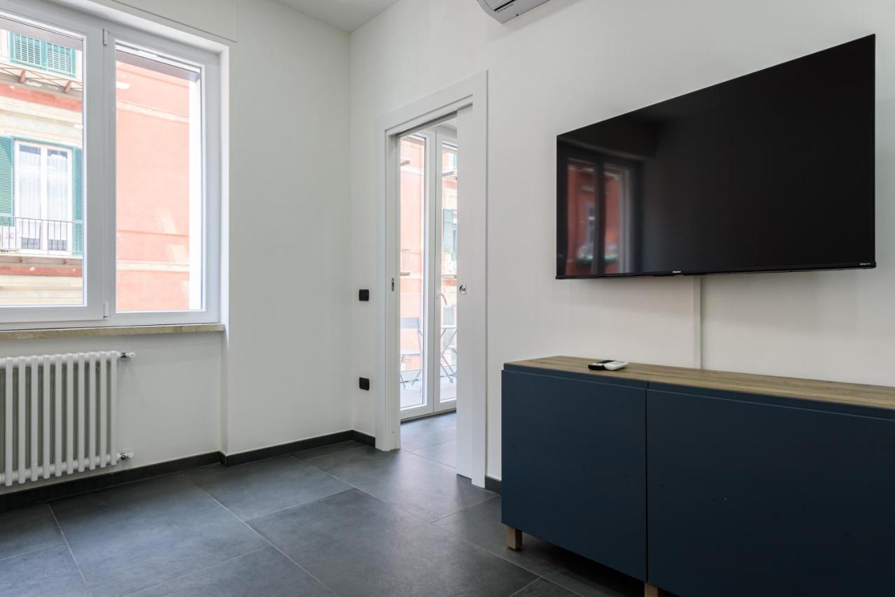 Tommaseo Seaside Apartments Naples Exterior photo