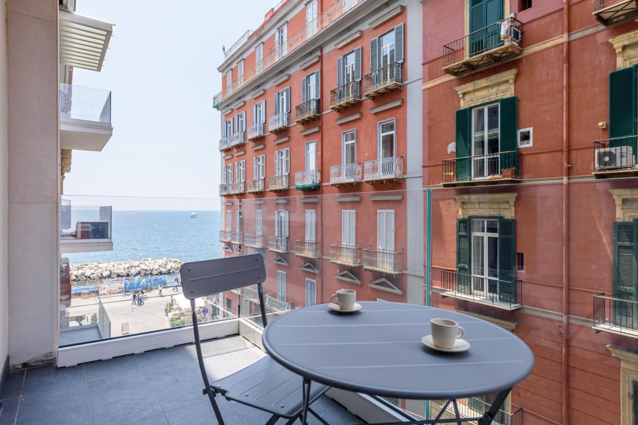 Tommaseo Seaside Apartments Naples Exterior photo